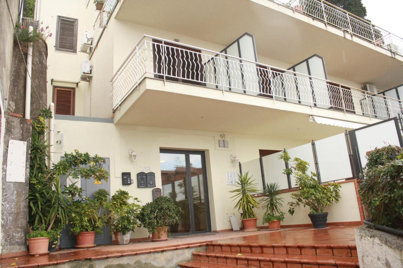 Nice Apartment In Ταορμίνα Εξωτερικό φωτογραφία